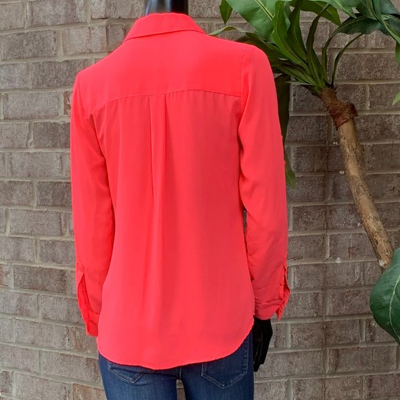 Express Portofino Button Down Chiffon Blouse - Picture 6 of 14